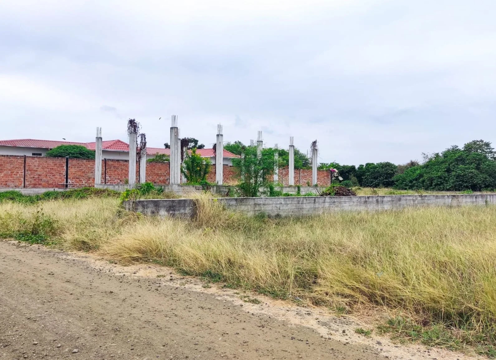 Terrenos en venta 700 m2 en Portoviejo Manabí